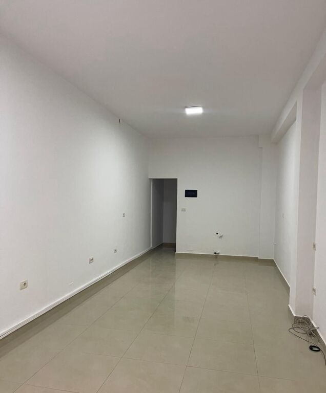 Affitto | Ambjent Biznesi | Bulevardi Gjergj Fishta | 500 €/mese