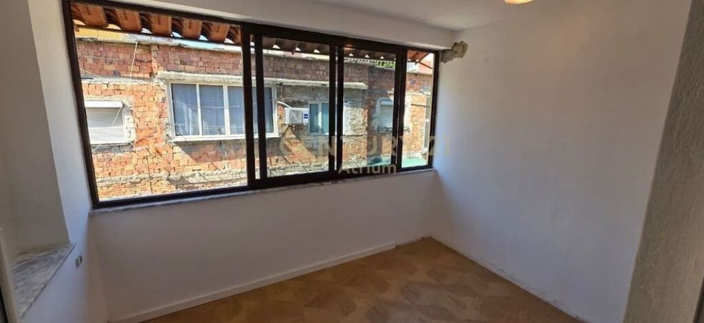 Apartament 1+1 ne shitje tek Restorant Durresi