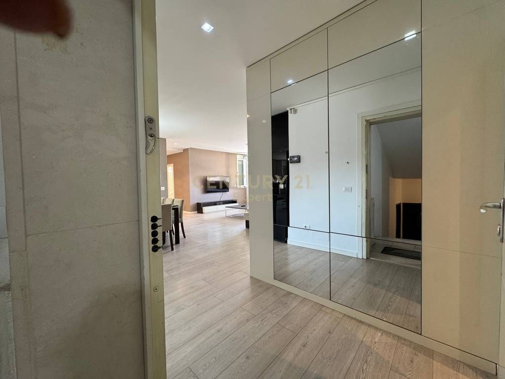 JEPET ME QIRA APARTAMENT 2+1+2 PRANE SHKOLLES SE BALETIT