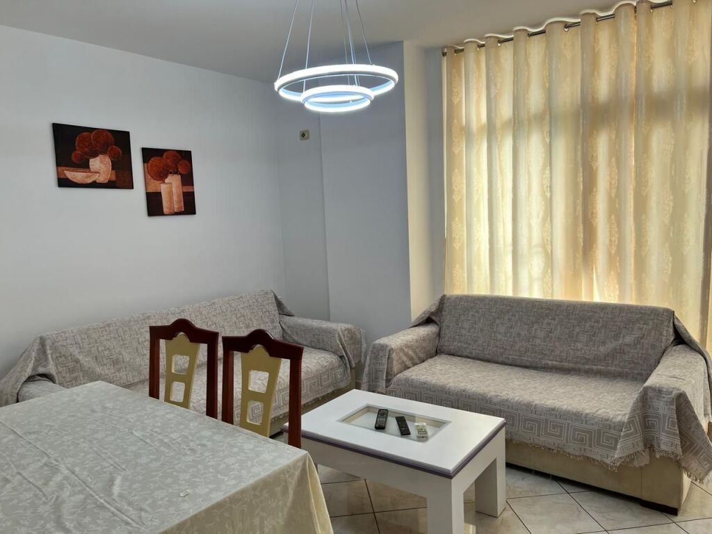 Apartament 1+1 me qera ne Laprake