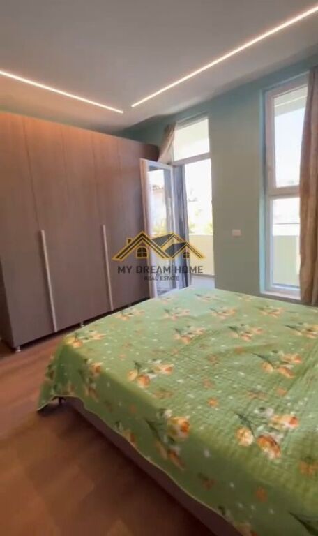 Jepet me Qira Kati i Dytë i një Ndërtese 3-Katëshe 1+1 në Spitallë, Durrës