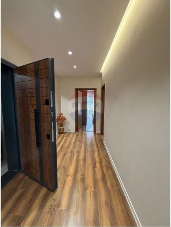 Apartament 2+1+2 per shitje tek Mine Peza