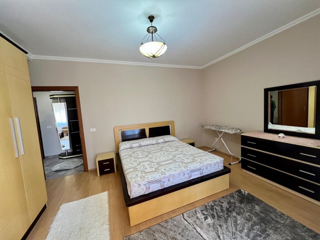 Qira, Apartament 1+1+Ballkon, ”Shkolla e Baletit”, Tiranë.