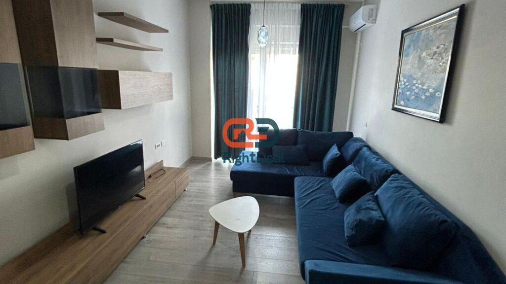 Ne Xhamllik, Jepet Me Qira Apartament 1+1 Totalisht I Investuar!!