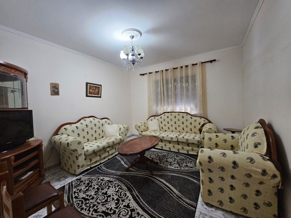 SHTEPI ME QERA TE CEZMA E FERRES