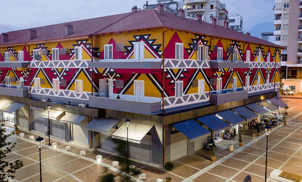 ✨Shitet apartament 2+1+2 – tek Pazari i Ri, Tiranë!✨