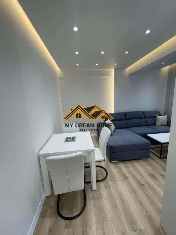 SHITET APARTAMENT 1+1 PRAN RROTA E KUQE, PLAZH DURRES