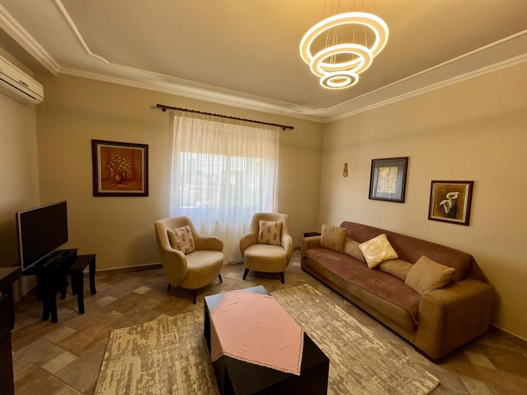 Qira, Apartament 1+1+Ballkon, ”Shkolla e Baletit”, Tiranë.