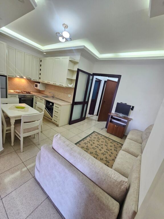 JEPET ME QERA APARTAMENT 1+1 GJYKATES, DURRËS