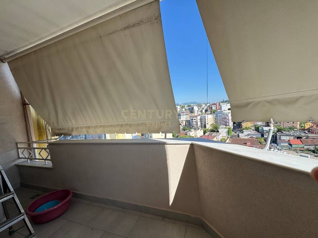 JEPET ME QIRA APARTAMENT 2+1+2 PRANE SHKOLLES SE BALETIT