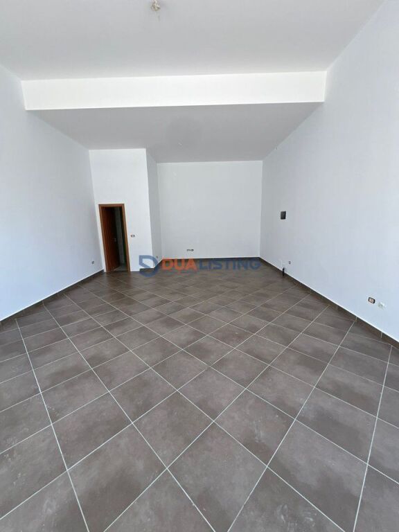 Business premises for rent in the Astiri area, on Sokrat Miho street