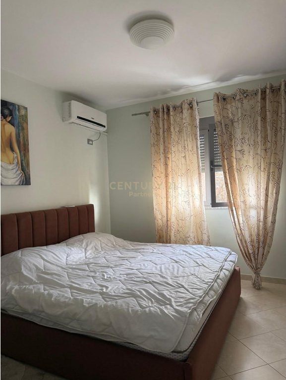 SHITET APARTAMENT 1+1 TEK OXHAKU