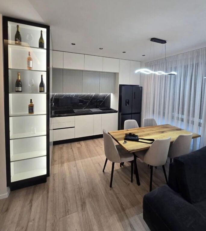 🏡 Shitet Apartament 2+1+2 + Garderobë – Rezidenca Erli, Tiranë ✨