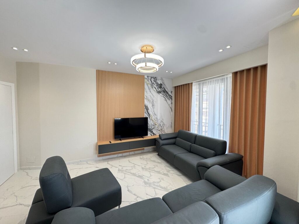 VENDESI Appartamento 2+1 + Veranda | Urban Gate Residence, Unaza e Re