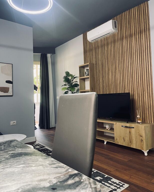 APPARTAMENTO 2+1+2 IN AFFITTO, GIARDINO BOTANICO, TIRANA!