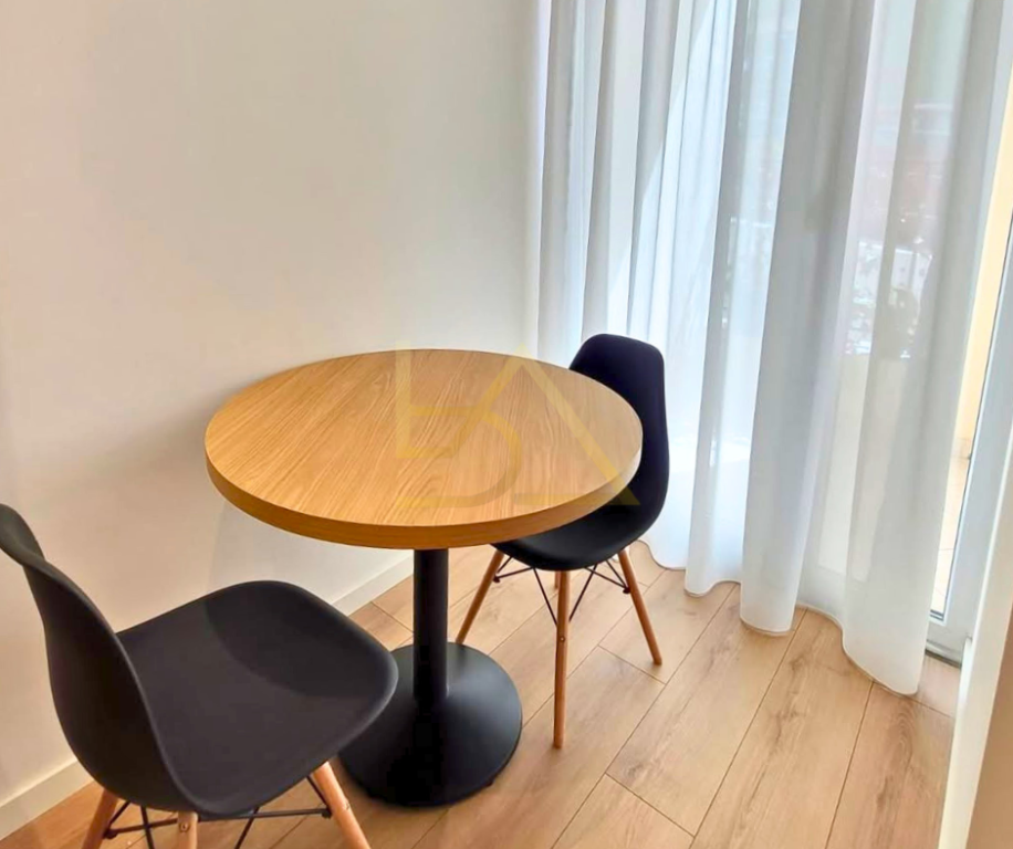 Shitet Apartament – Liqeni i Thatë, Tiranë