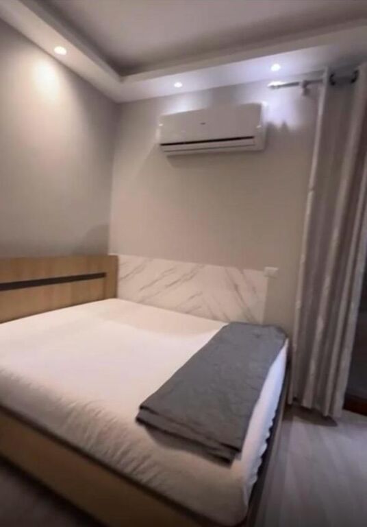 🏡 Garsoniere me qira  📍 Zona: Yzberisht💰 Çmimi: 35,000 lekë / muaj