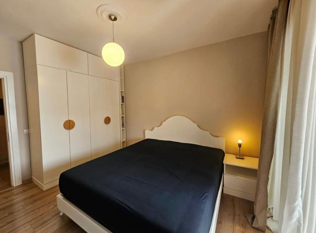 Apartament 2+1 per qira , Liqeni Artificial