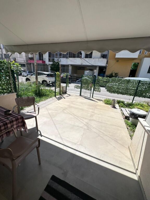 SHITET APARTAMENT 2+1 NE ZONEN E PLAZHIT HEKURUDHA, DURRES