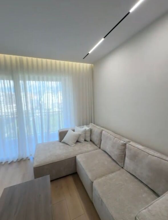 Apartament per qera 1+1 te Fusha aviacionit