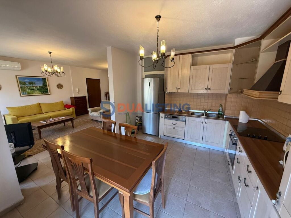 Jepet me Qira Apartament 1+1 me Verandë tek Kompleksi Delijorgji