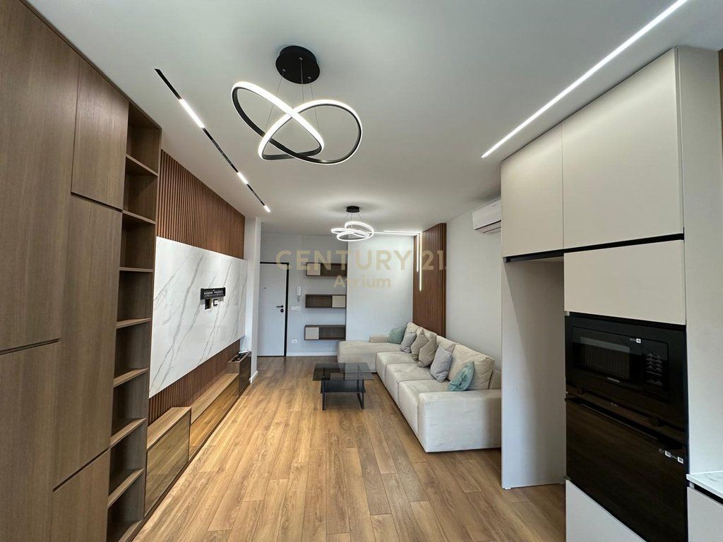 Apartament luksoz 2+1+2+Garazhd per shitje tek Tower Bridge, Oxhaku