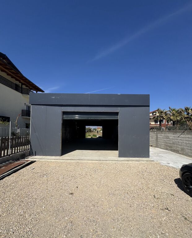 Qera | Magazinë | Tirana International Airport Mother Teresa | 900 €/muaj