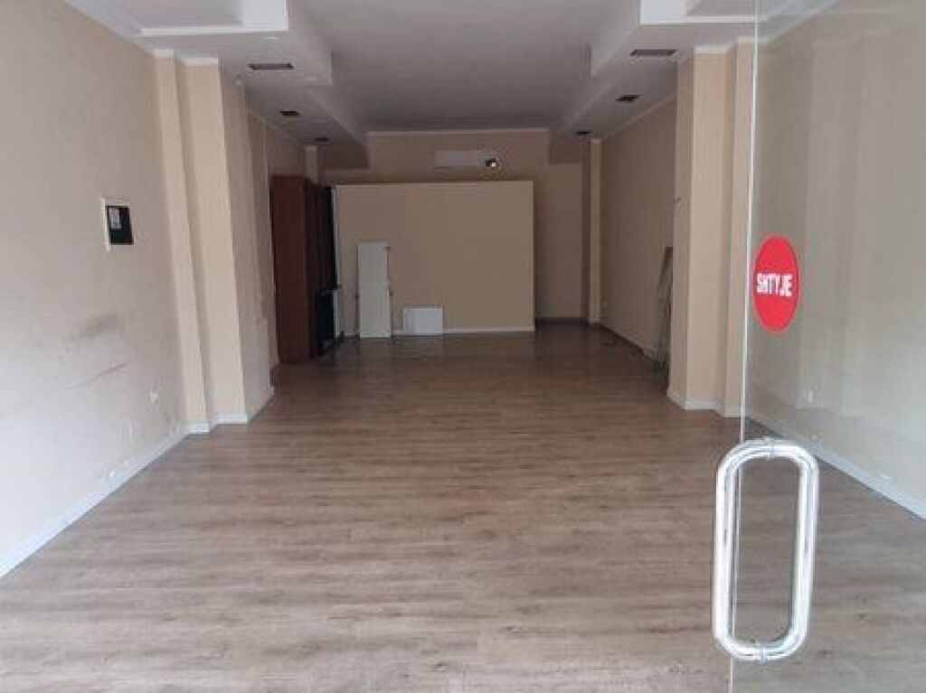 Qira, Ambient Biznesi, Ish Ekspozita, Tirane