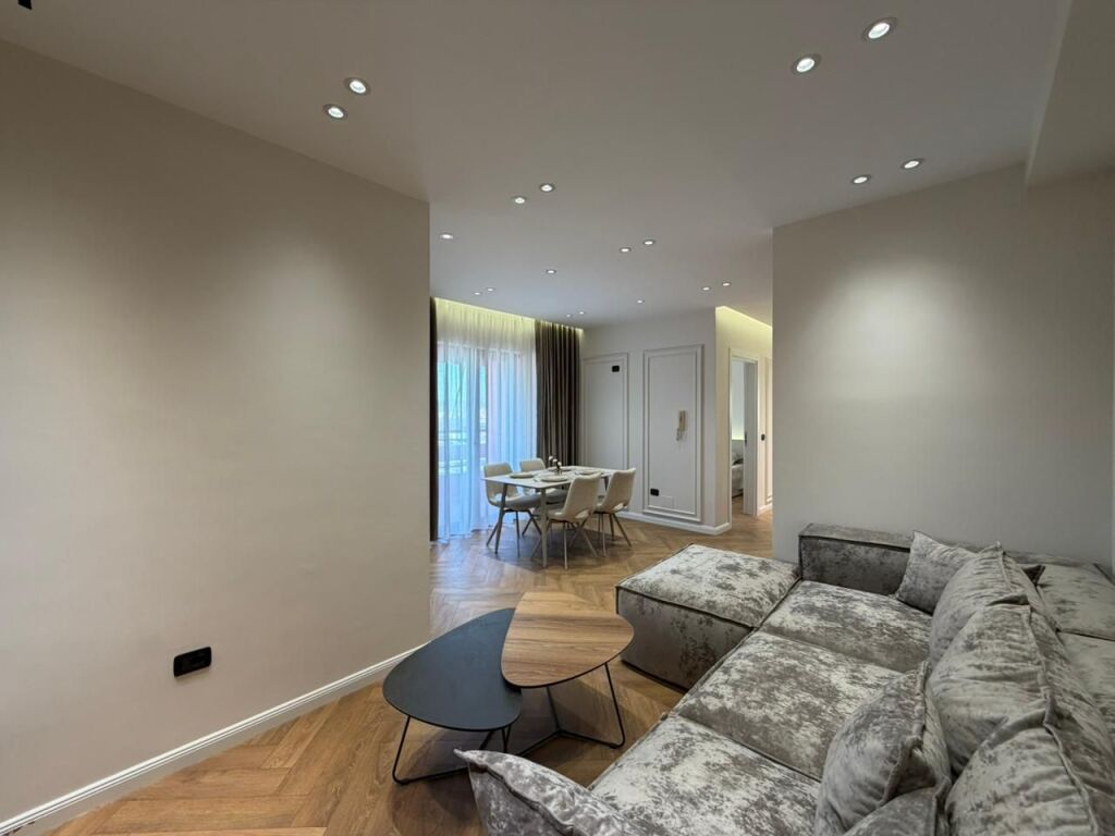 Apartament 2+1 per shitje perball Delijorgjit.