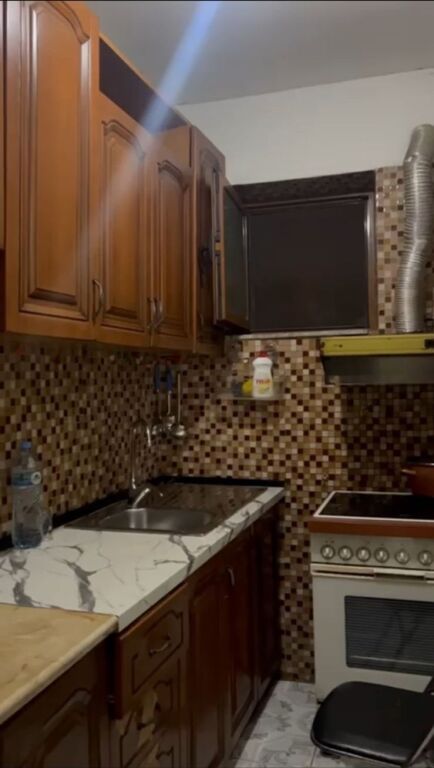 Apartament 1+1 per qera Shkolla osman Myderizi !