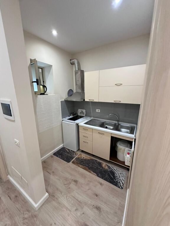 SHITET APARTAMENT 2+1 NE ZONEN E PLAZHIT HEKURUDHA, DURRES