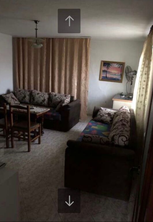 Jepet me qera Shtepi Private 2+1  me qera ne Shkoze