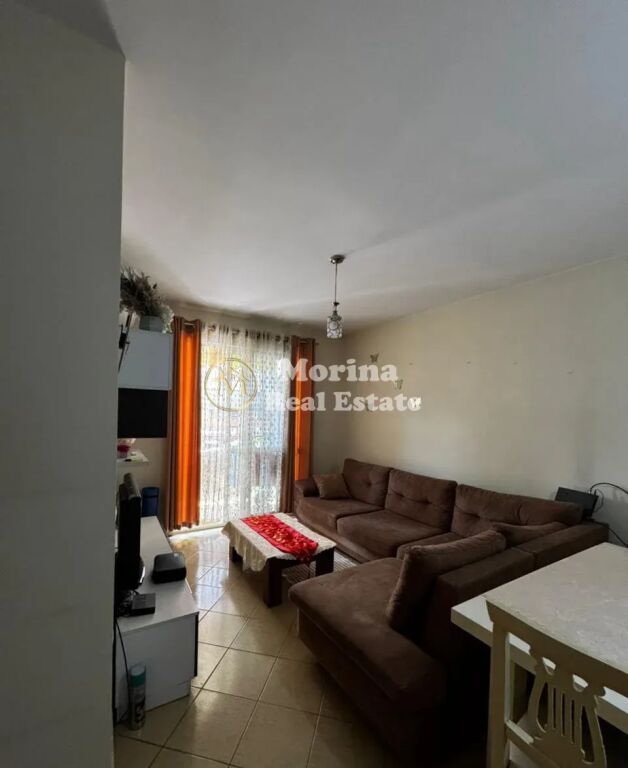 Affitto | Apartament 1 + 1 | Astir | 400 €/mese