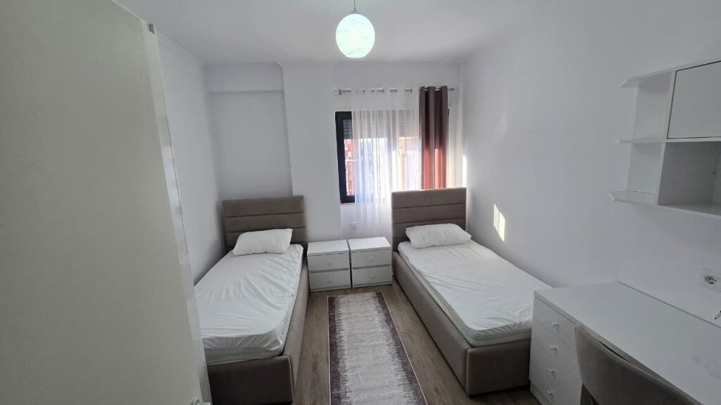 Apartment 2+1+parking space for rent at the New Ring in Tirana