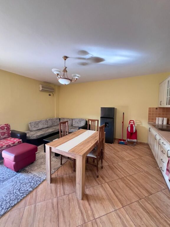 JEPET ME QERA APARTAMENT 1+1 PRANE URES SE DAJLANIT, PLAZH, DURRES