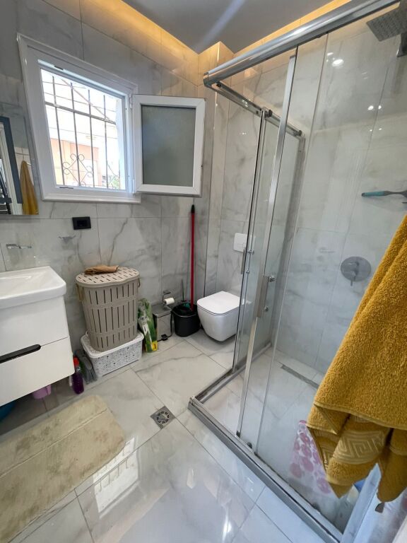 JEPET ME QIRA DUPLEX NË DON BOSKO