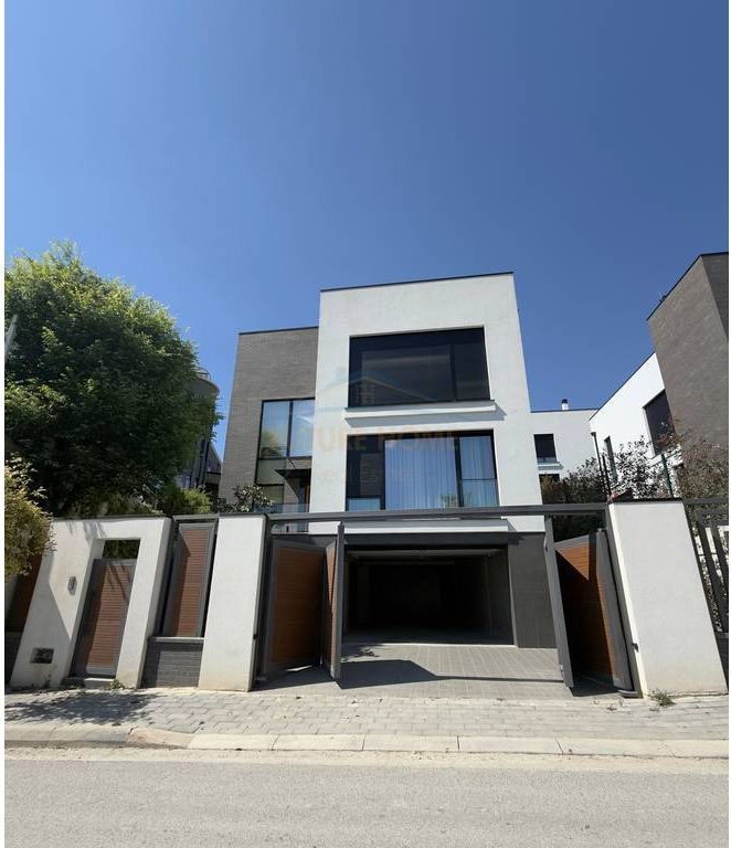 Qera, Vilë 3-kateshe, TEG