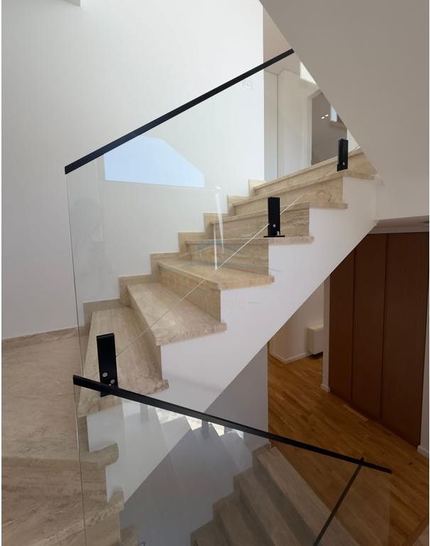 Qera, Vilë 3-kateshe, TEG