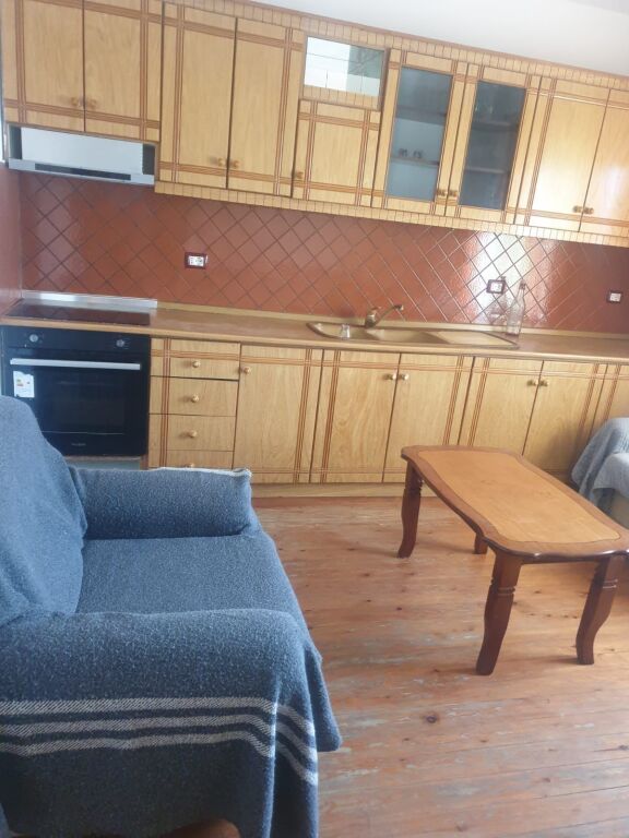 Qera | Shtëpi private 2 + 1 | QSUT | 400 €/muaj