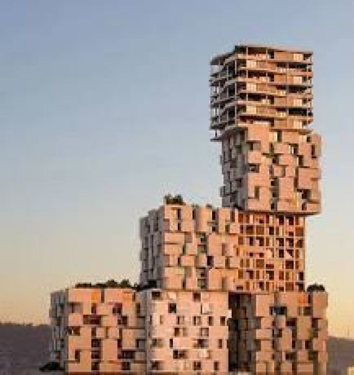 Disponojmë Apartament 1+1 për shitje Tek Hora Vertikale, Rruga Muhamet Gjollesha . Empire68205