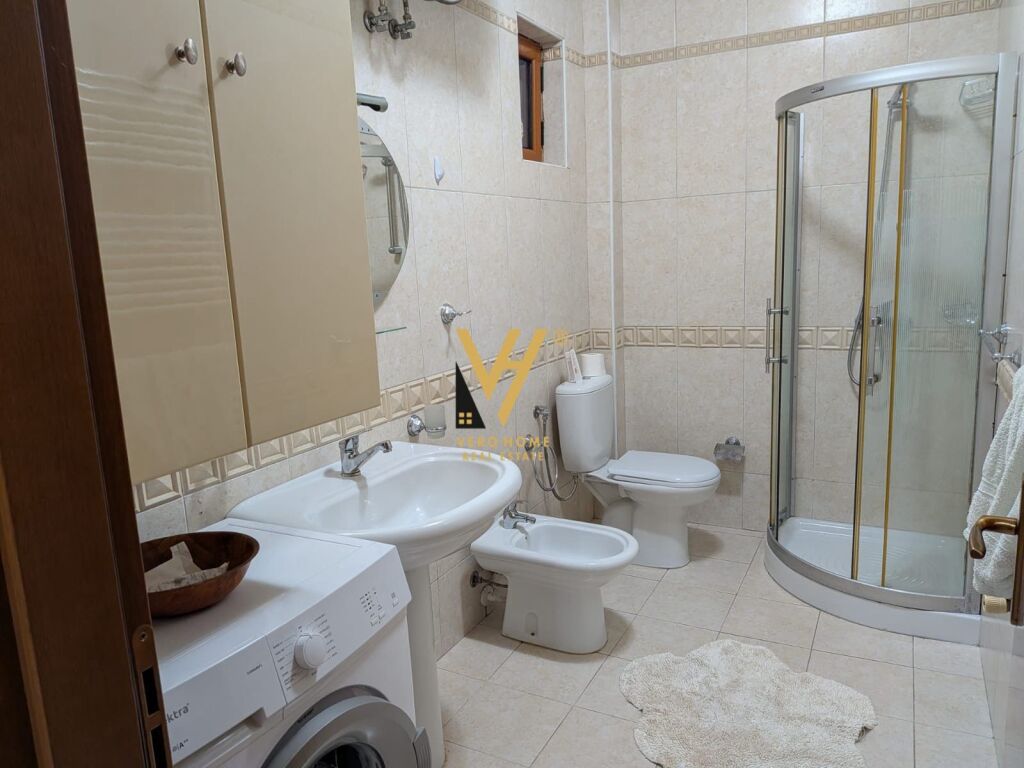 JEPET APARTAMENT 1+1+BLK ME QERA TEK RRUGA ELBASANIT 60.000 LEKE