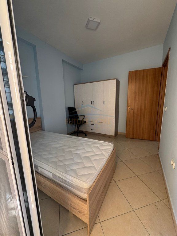 Qera, Apartament 2+1, Rruga Riza Cerova,Tiranë.