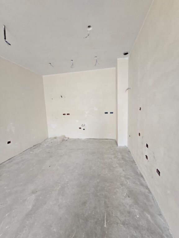 Jepet apartamente me qera 1+1 te Komuna e Parisit