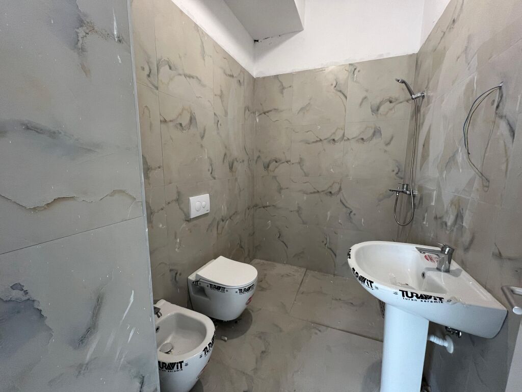 Apartment 2+1+2 “Laprakë” for sale, Tirana