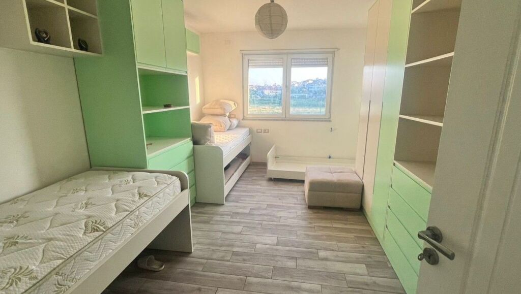 Apartment 2+1+2 for rent Astir