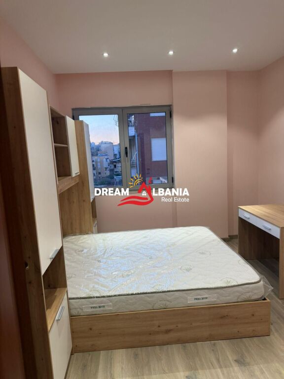 Affittasi appartamento 2+1 vicino al Pazari i Ri in Via Tefta Tashko (ID 42215533)