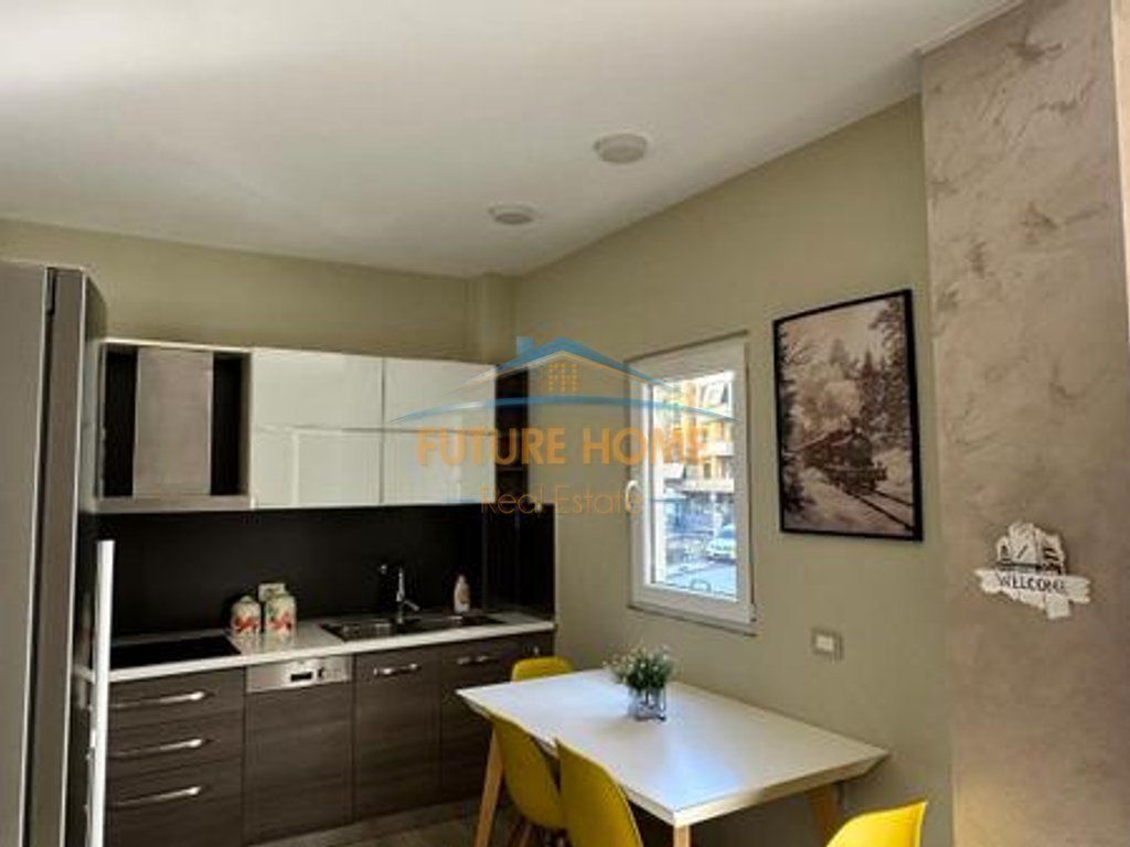 Shitet,Apartament 2+1, Selitë, Tiranë