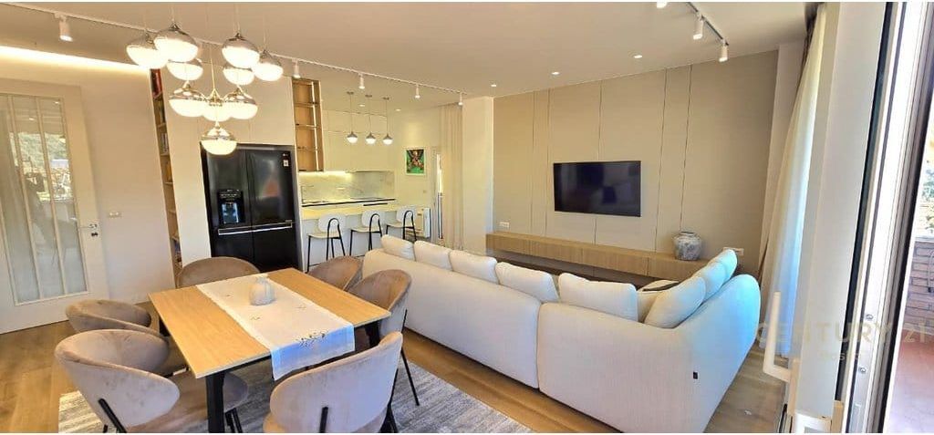 Affittasi Appartamento 2+1+2 + Posto Auto 📍 Vicino Radisson Collection Morina Hotel Tirana – Lago Secco