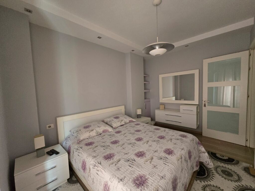 Apartament 2+1 me qira tek Kompleksi Kontakt,