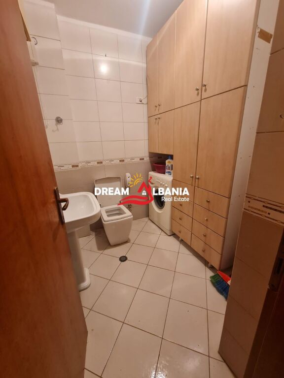 Apartament 2+1 me qera prane Report TV (ID 42215535)